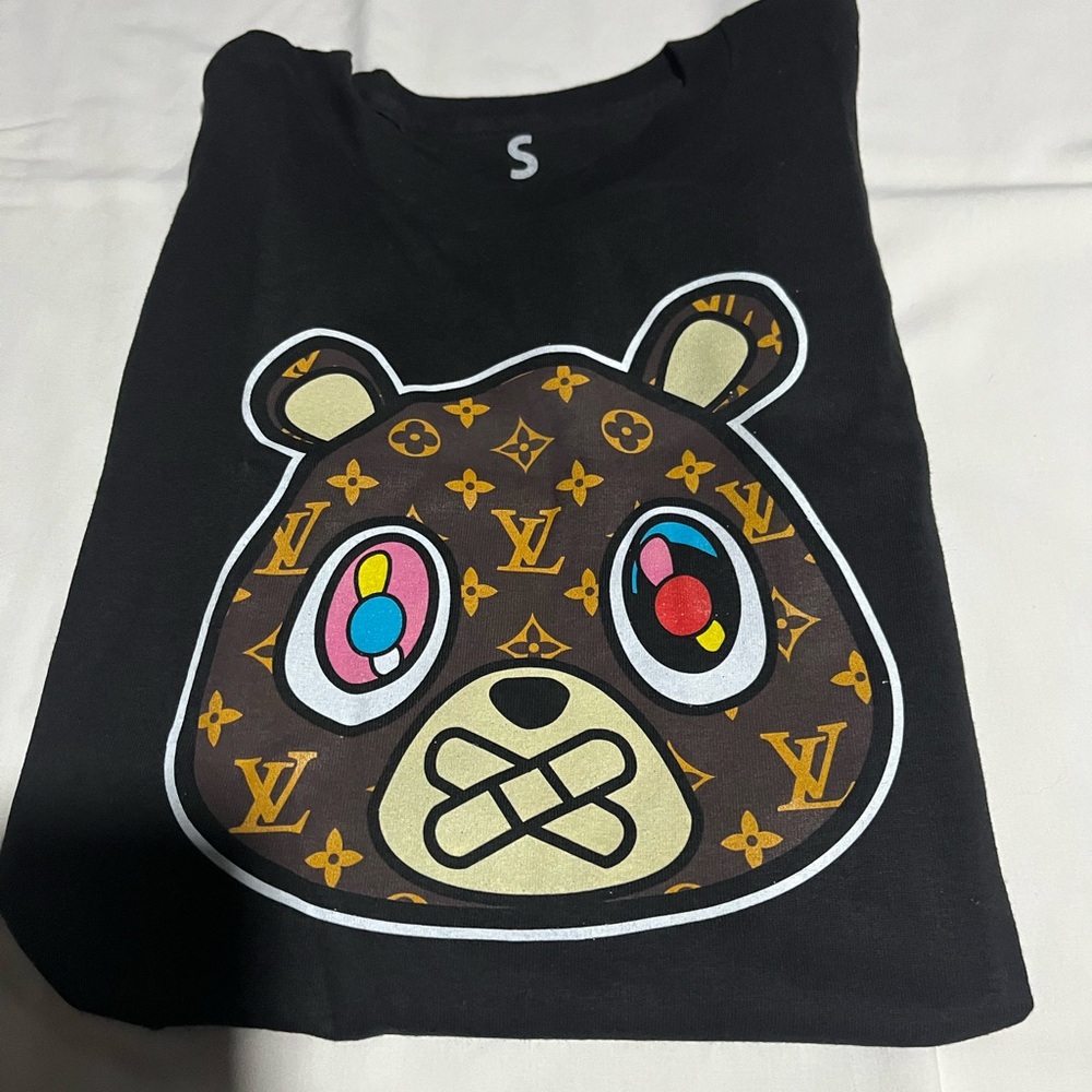 Ownyc brand tee! Beautiful creation!  Various sizes  available! Inquire!